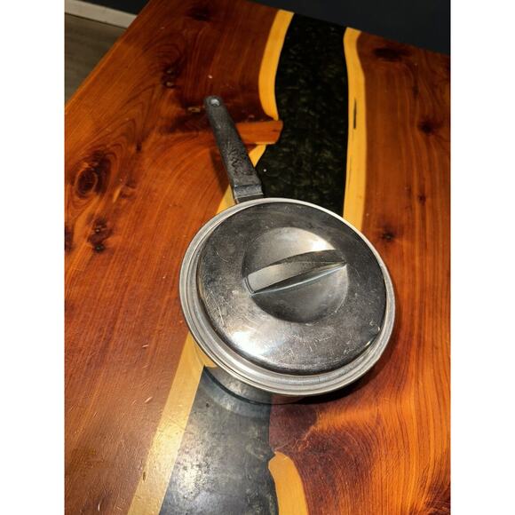 Vintage Flint Ware Ekco Stainless Steel Sauce Pan Pot with Lid - 2 quart - Picture 2 of 6